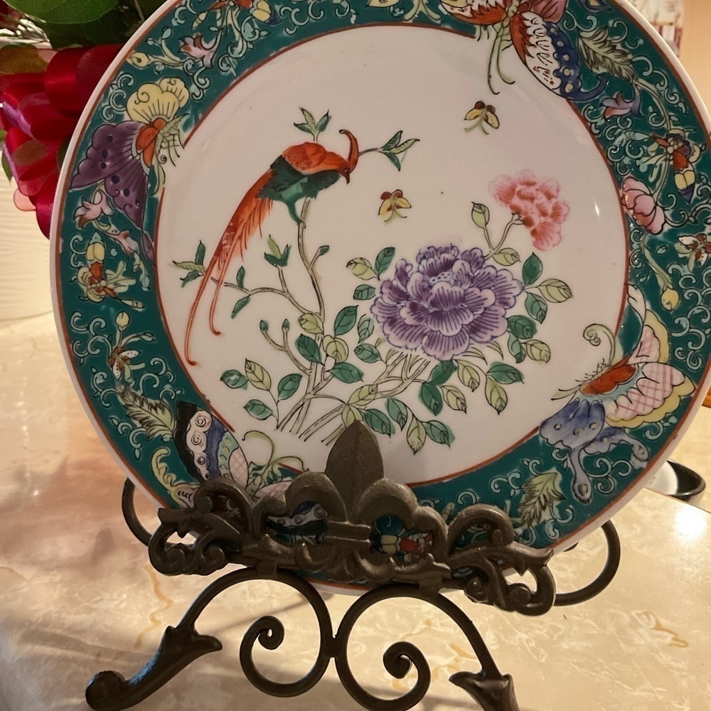 NORA Fenton Design Hand Painted Plate with Fleur De Lis Stand